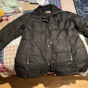 Gently worn very cozy jacket to keep you warm all winter long